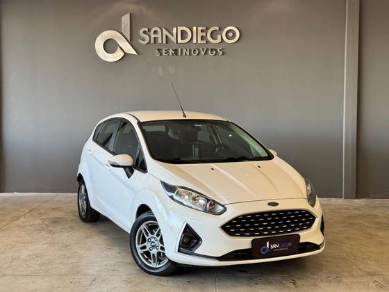 FORD FIESTA 1.6 TI-VCT FLEX SEL MANUAL FORD FIESTA 1.6 TI-VCT FLEX SEL MANUAL
